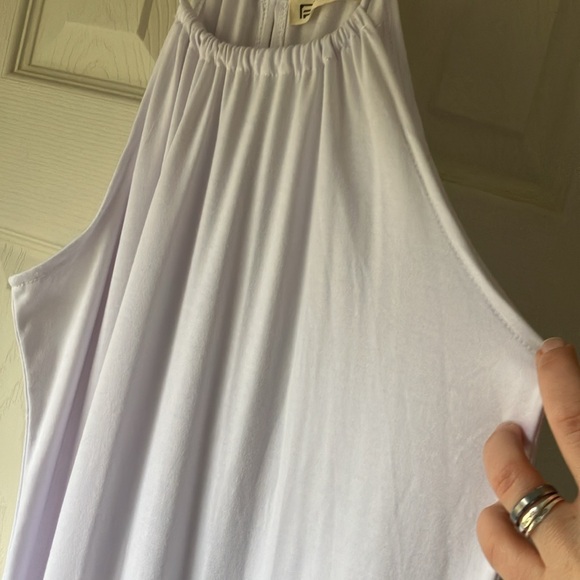 White beach dress with halter top and petal hem - Picture 4 of 9